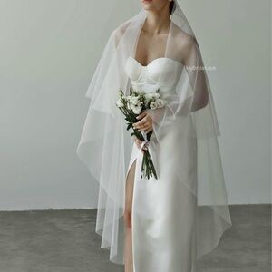 Soft Light Ivory Tulle Waltz Veil w/Blusher